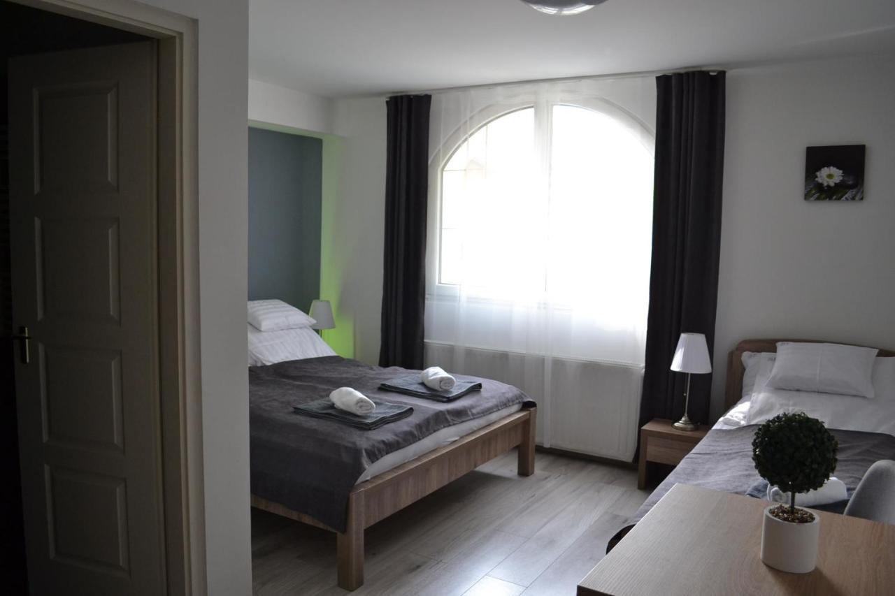 Fonix Design Rooms Debrecen Exterior foto