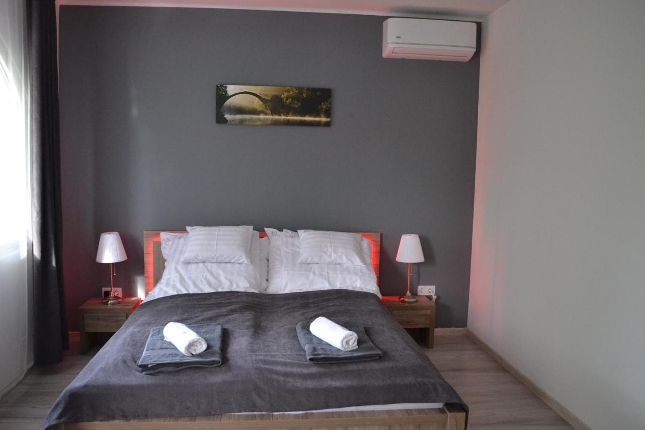Fonix Design Rooms Debrecen Exterior foto
