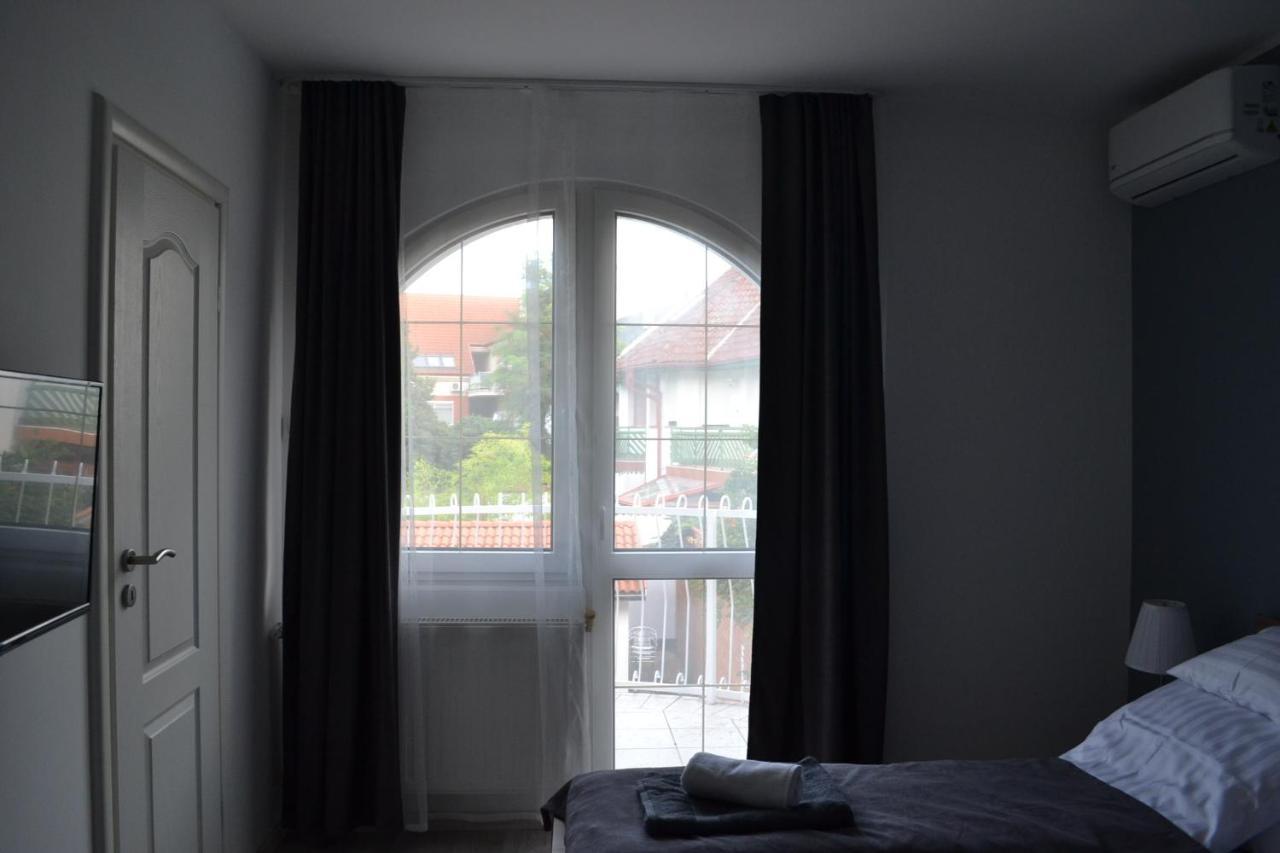Fonix Design Rooms Debrecen Exterior foto