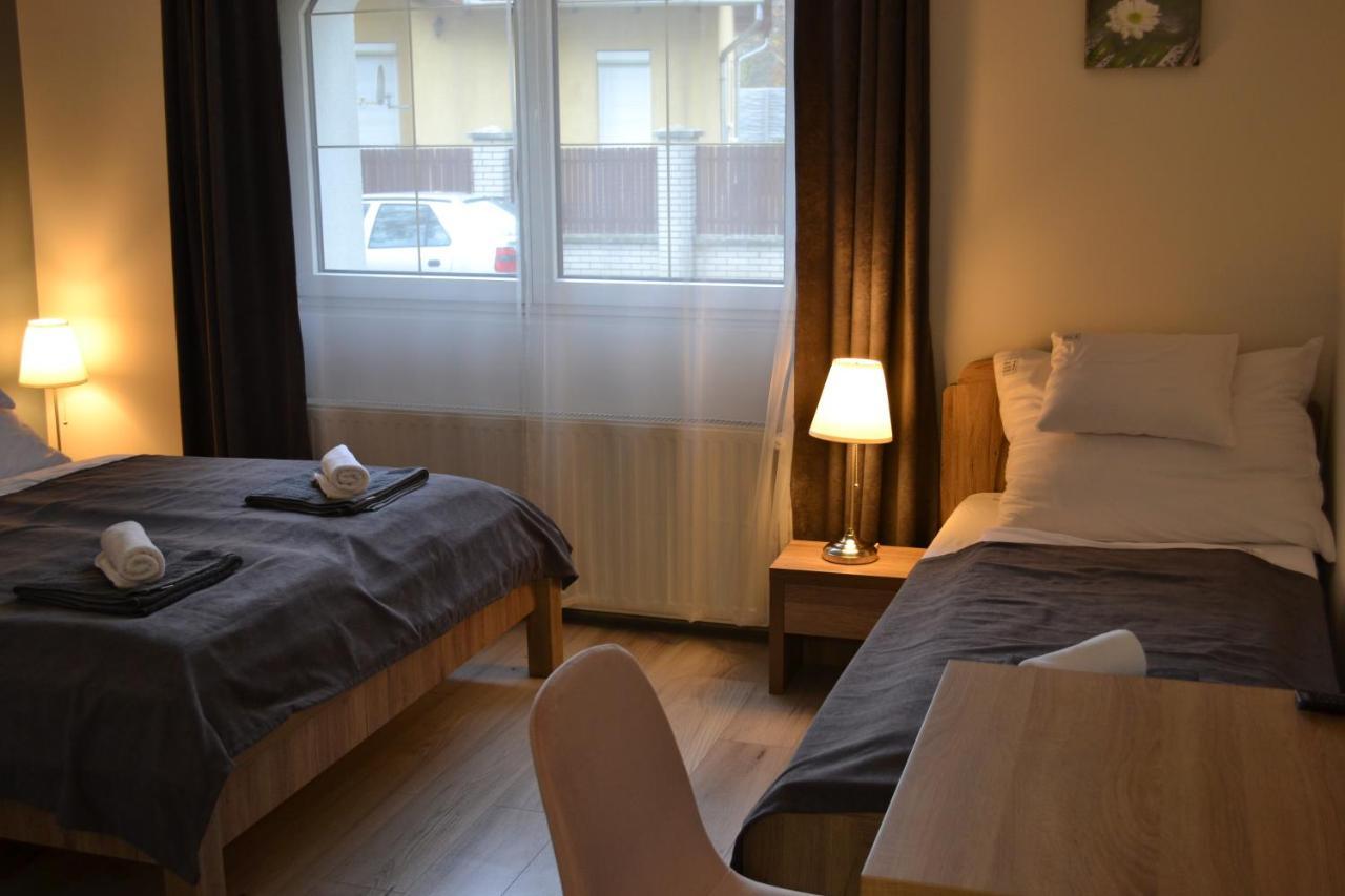 Fonix Design Rooms Debrecen Exterior foto